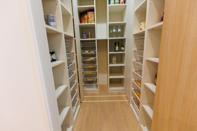 高槻市でも多くのキッチンでパントリー導入